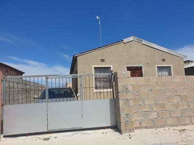 House For Sale in Mandela Park, Khayelitsha