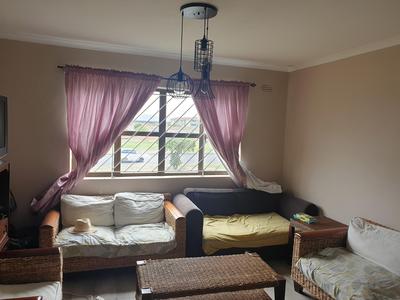 Apartment / Flat For Rent in Heideveld, Cape Town