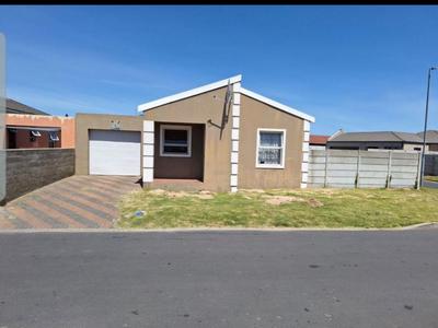 House For Sale in Silwood Heights, Eersterivier